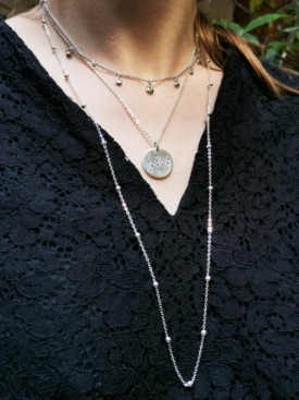 Médailles constellations Argent multirangs porté femme