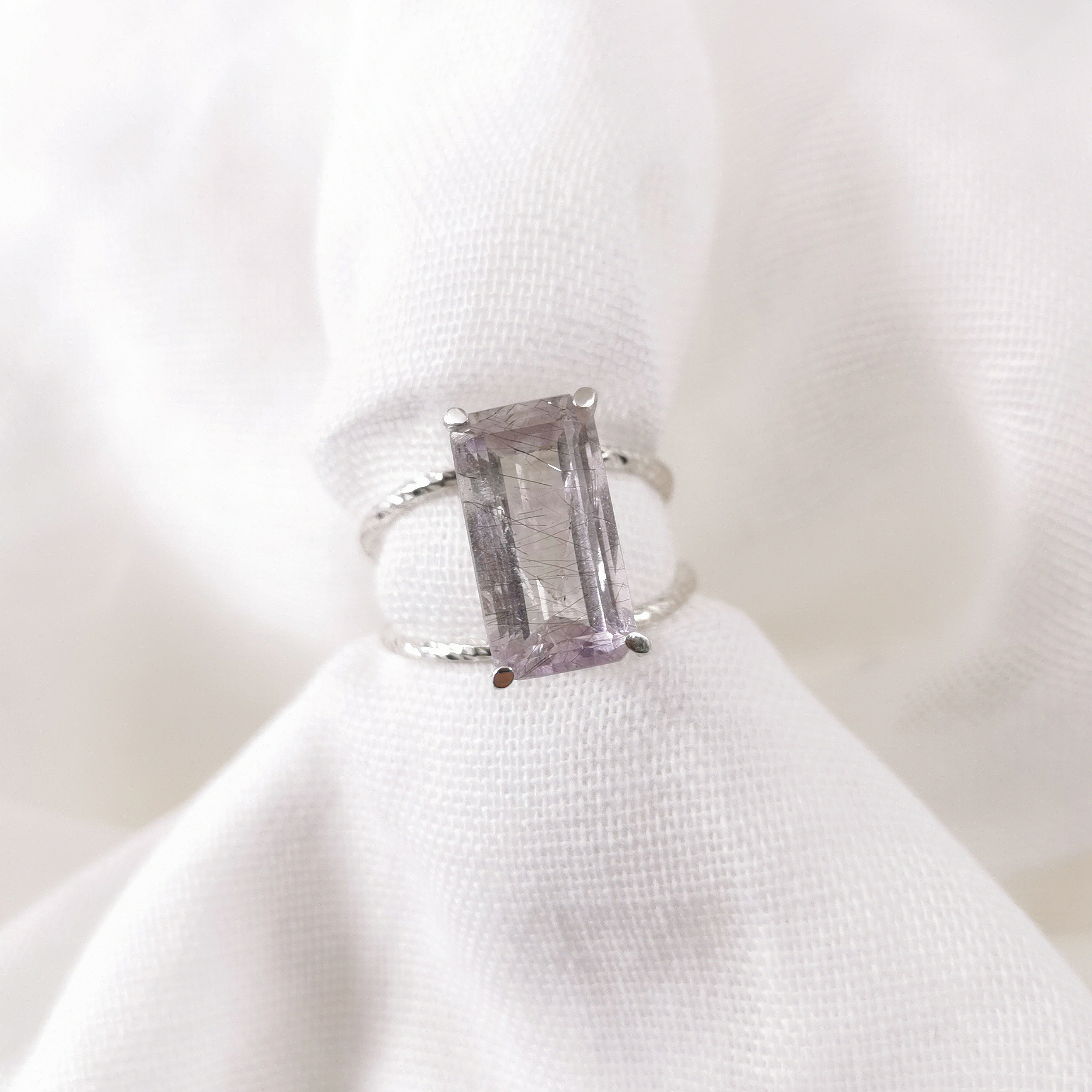 Bague Argent Quartz Hématite taille émeraude Bague Argent Quartz Hématite taille émeraude