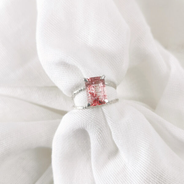 Bague Argent Quartz Hématite taille émeraude