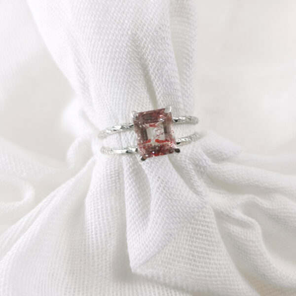 Bague Argent Quartz Hématite taille émeraude